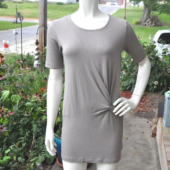 2/$10 Promesa Gray Striped Knotted Dress BUNDLE ONLY - Picture 1 of 4